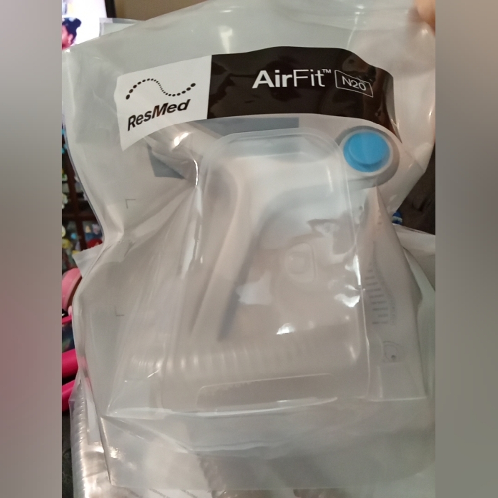 CPAP ResMed 63555 AirFit N20 Frame System Medium + Slimline Tubing 36810 NEW.